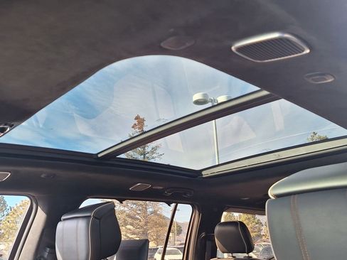 Used 2023 Jeep Grand Wagoneer Series III w/ Rear-Seat Entertainment Group image 30