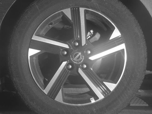 Used 2025 Nissan Sentra SV image 14