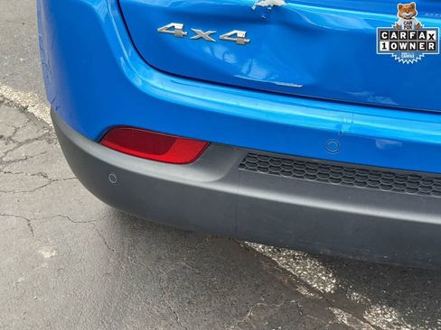 Certified 2022 Jeep Compass Limited image 10