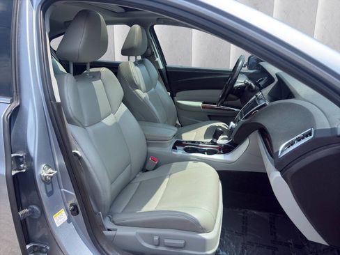 Used 2016 Acura TLX FWD image 15