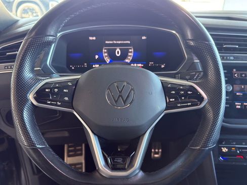 Used 2022 Volkswagen Tiguan SE R-Line FWD image 17