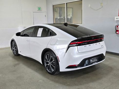 Used 2024 Toyota Prius Limited w/ Limited Premium Package image 6