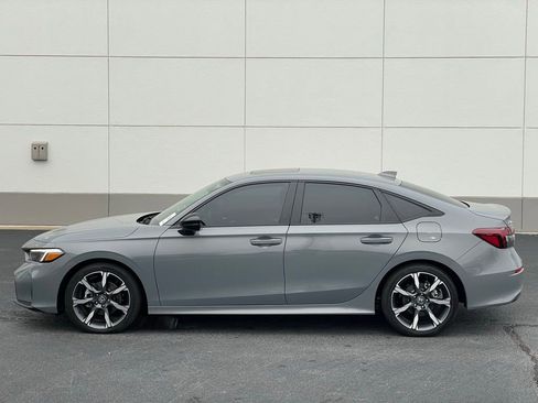 Certified 2025 Honda Civic Sport Touring image 2