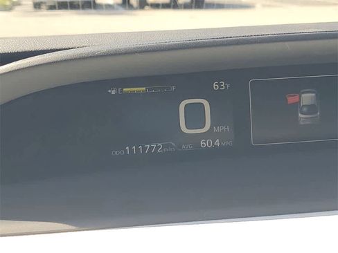 Used 2016 Toyota Prius Four image 27
