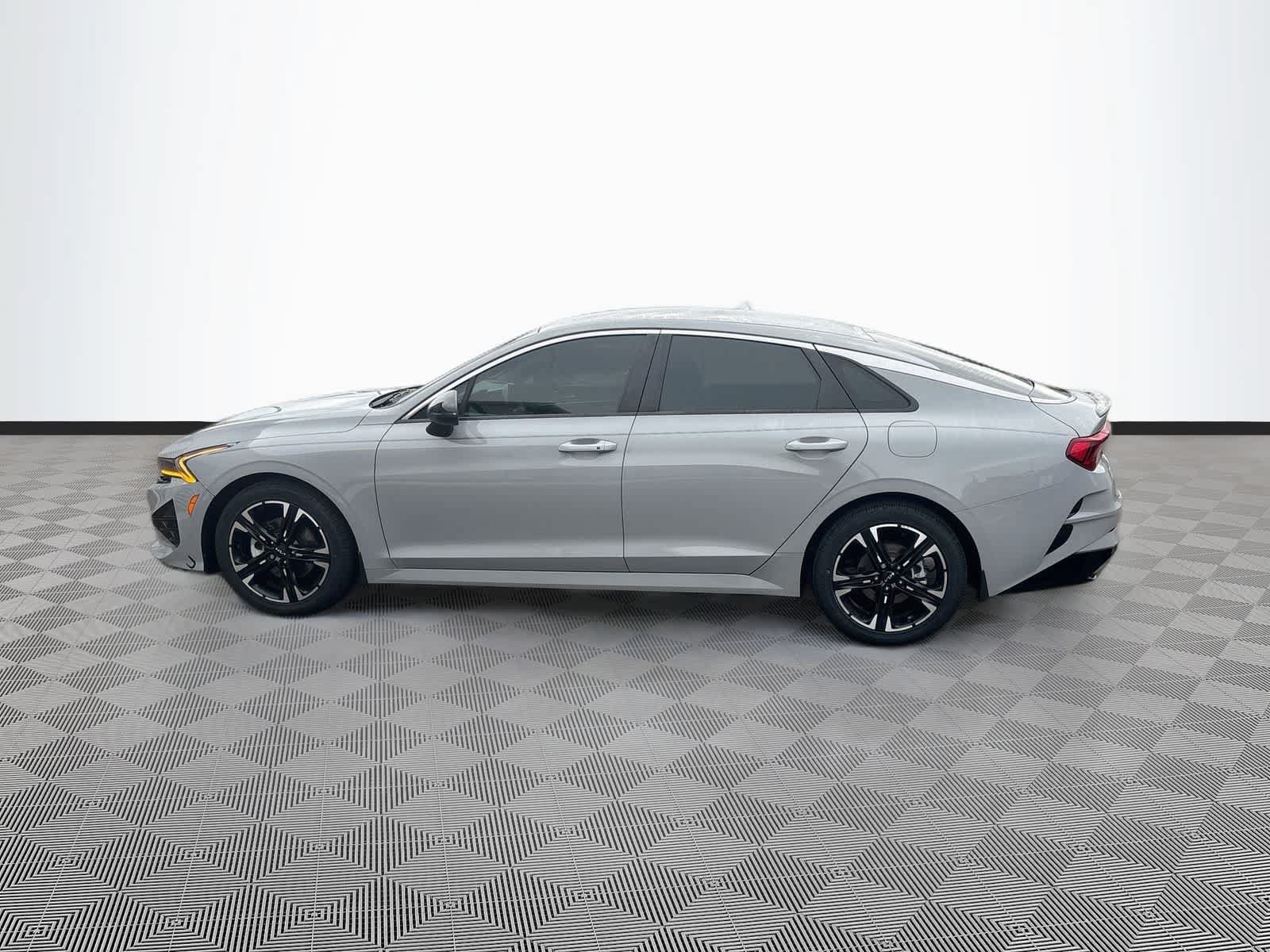 Used 2022 Kia K5 GT-Line FWD image 8