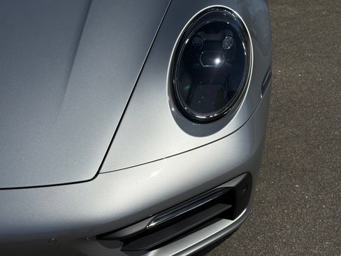 Certified 2024 Porsche 911 Carrera GTS RWD image 11