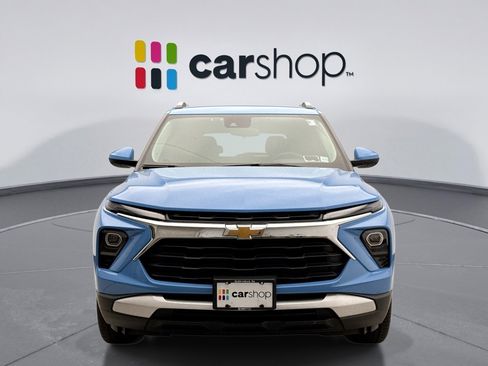 Used 2024 Chevrolet TrailBlazer LT w/ LPO, Blackout Package AWD/4WD image 8