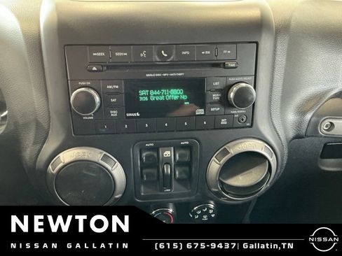 Used 2017 Jeep Wrangler Unlimited Sport w/ Quick Order Package 24S AWD/4WD image 39