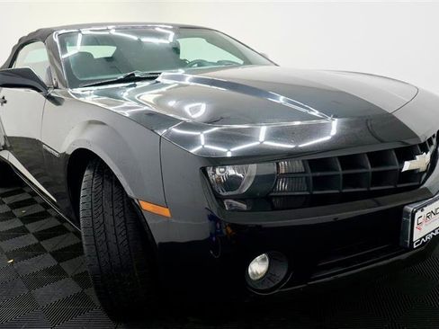 Used 2011 Chevrolet Camaro LT RWD image 10