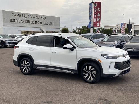 New 2025 Volkswagen Tiguan S image 2