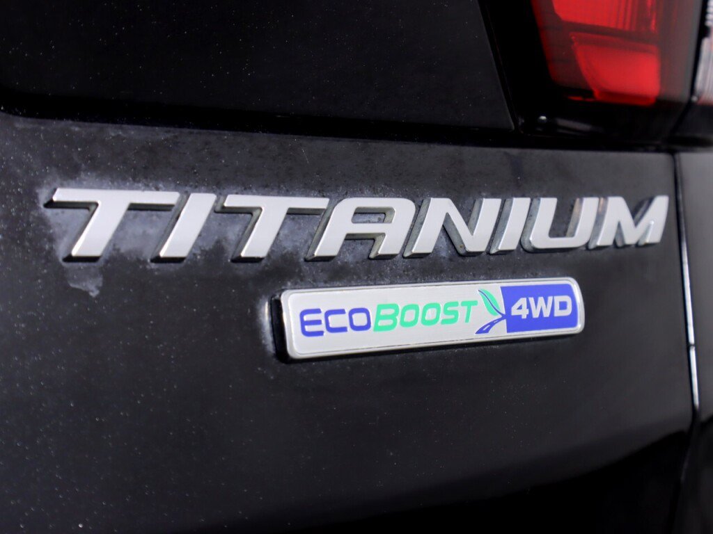 Used 2019 Ford Escape Titanium AWD/4WD image 39