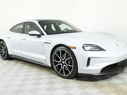 New 2025 Porsche Taycan image 26