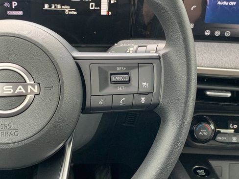 New 2026 Nissan Kicks SV image 10