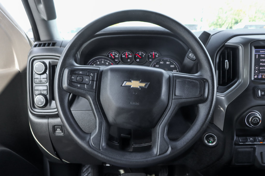 Used 2022 Chevrolet Silverado 1500 Custom w/ LPO, Dark Essentials Package AWD/4WD image 19