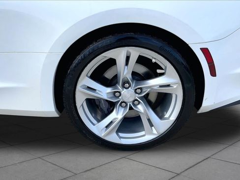 Used 2019 Chevrolet Camaro SS RWD image 10