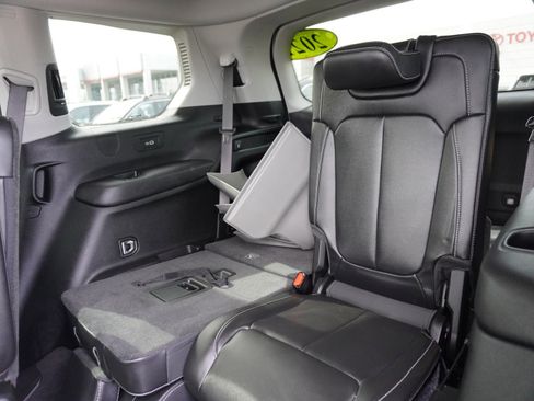 Used 2021 Jeep Grand Cherokee L Limited image 14