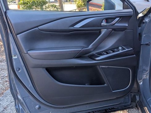 Certified 2022 MAZDA CX-9 Carbon Edition image 10