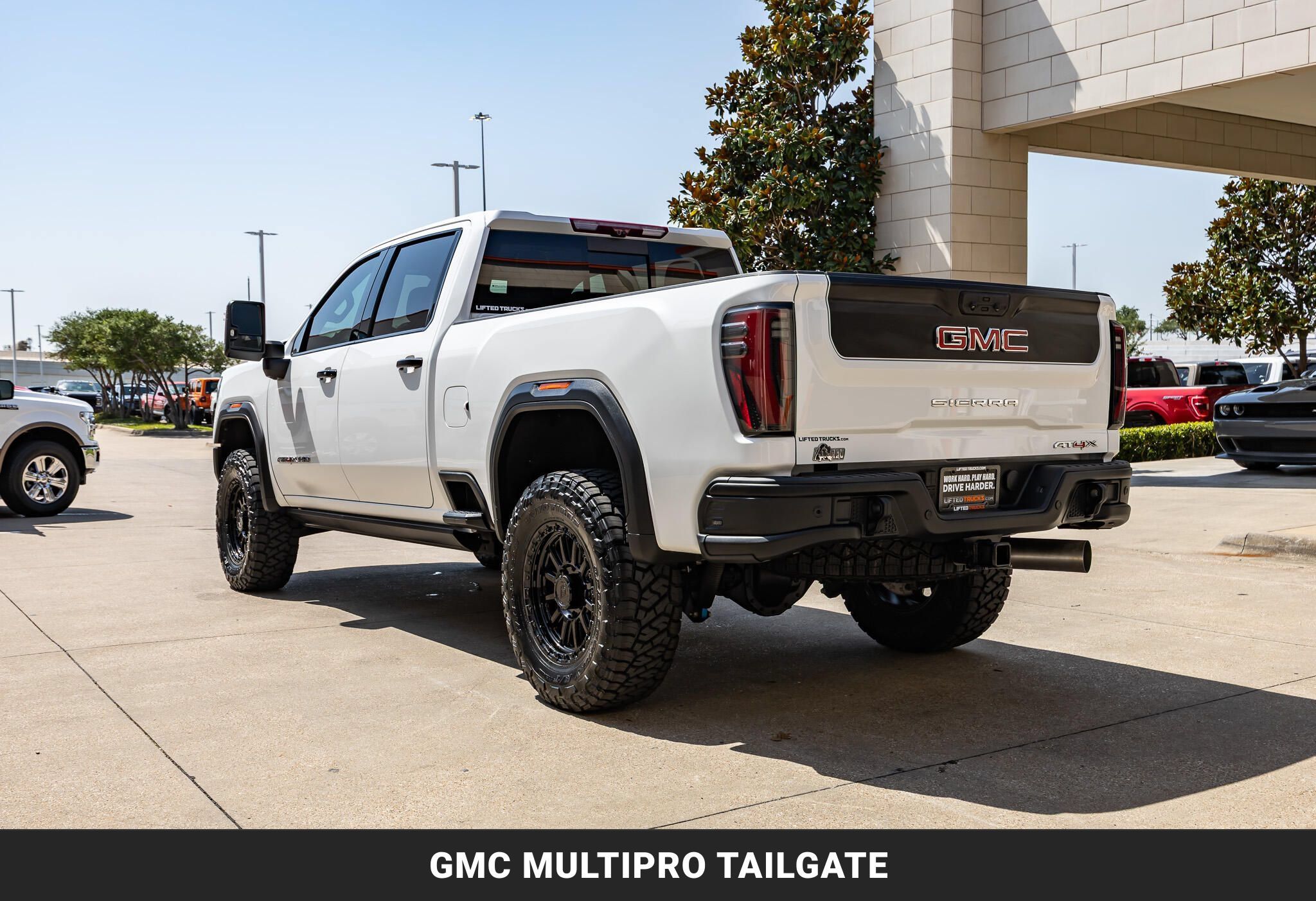 Used 2025 GMC Sierra 2500 AT4X w/ AT4X AEV Edition AWD/4WD image 7