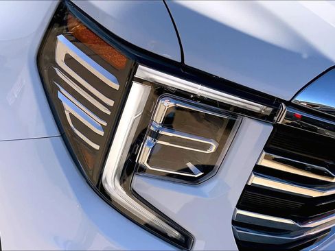 Used 2024 GMC Sierra 1500 SLT image 27