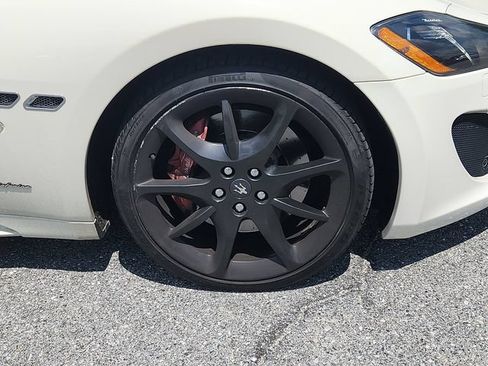 Used 2014 Maserati GranTurismo MC RWD image 8