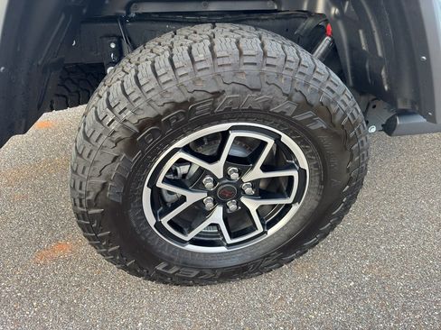 Certified 2025 Jeep Gladiator Rubicon image 7