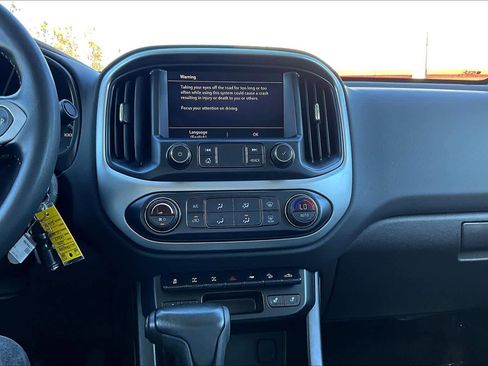 Used 2019 Chevrolet Colorado ZR2 w/ Colorado ZR2 Bison Edition image 34