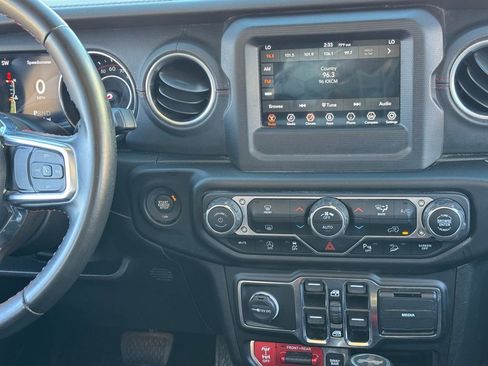 Used 2020 Jeep Wrangler Unlimited Rubicon w/ Quick Order Package 28Y Recon image 17