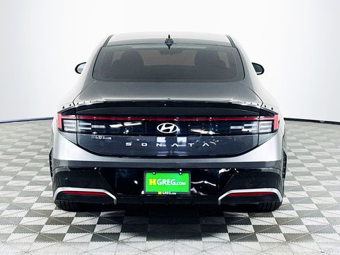 Used 2024 Hyundai Sonata SEL FWD image 8