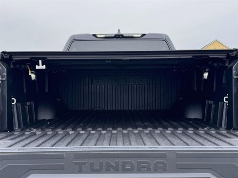 Used 2024 Toyota Tundra Limited image 29