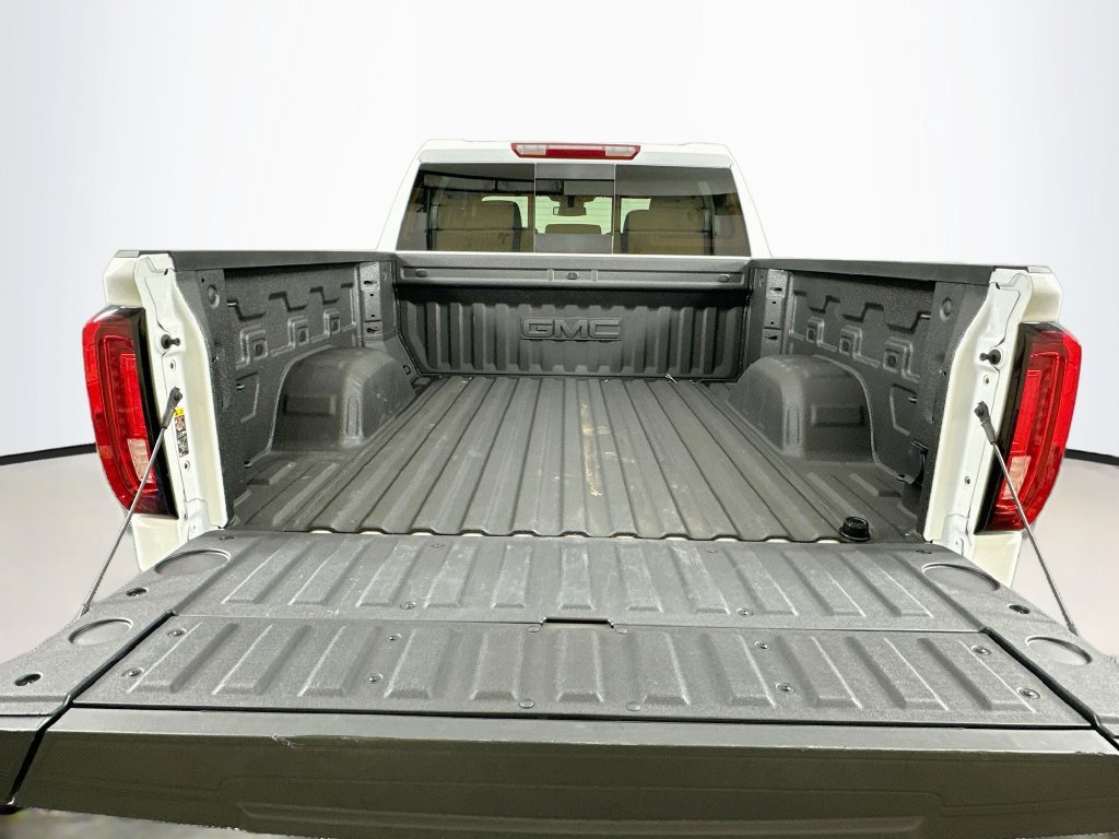 Used 2026 GMC Sierra 1500 SLT AWD/4WD image 26