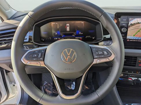 New 2026 Volkswagen Jetta SE FWD image 23