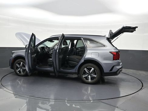 Used 2023 Kia Sorento S FWD image 36