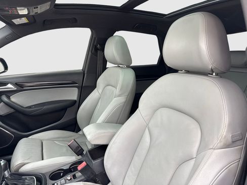 Used 2018 Audi Q3 2.0T Premium Plus w/ S Line Competition Package AWD/4WD image 15