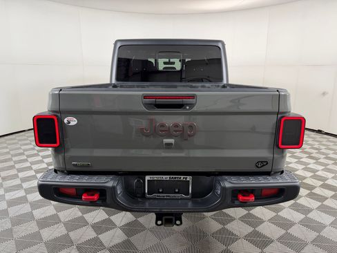 Used 2023 Jeep Gladiator Rubicon w/ Trailer Tow Package AWD/4WD image 10
