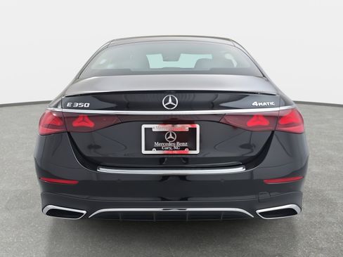 New 2026 Mercedes-Benz E 350 4MATIC Sedan image 6