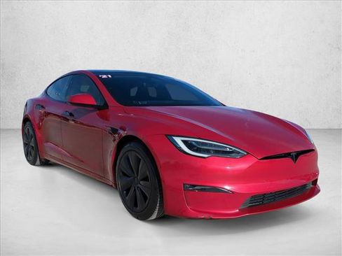 Used 2021 Tesla Model S Plaid image 3