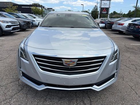 Used 2018 Cadillac CT6 Luxury AWD/4WD image 2