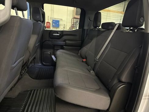 Used 2022 Chevrolet Silverado 1500 LT AWD/4WD image 21