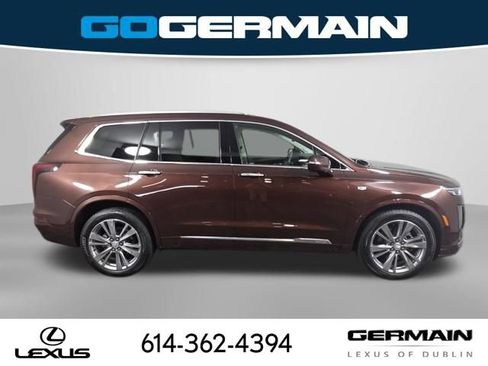 Used 2023 Cadillac XT6 Premium Luxury w/ Technology Package FWD image 6