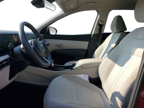 Used 2025 Hyundai Tucson SEL FWD image 9
