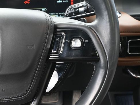 Used 2023 Lincoln Aviator Reserve w/ Equipment Group 201A image 32