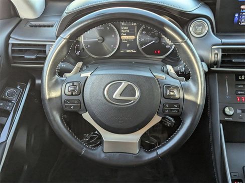 Used 2019 Lexus IS 300 image 15
