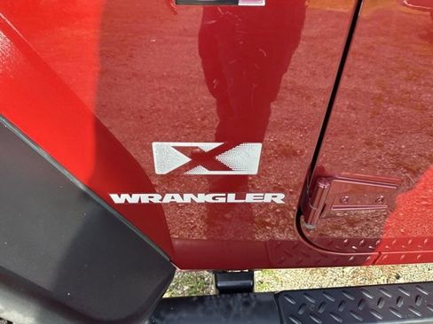 Used 2009 Jeep Wrangler X image 11