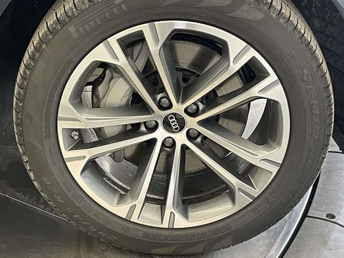 New 2026 Audi Q7 2.0T Premium image 14