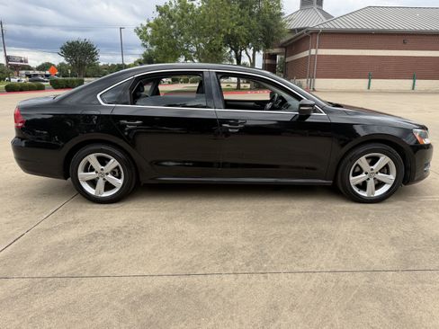 Used 2012 Volkswagen Passat 2.5 SE FWD image 8