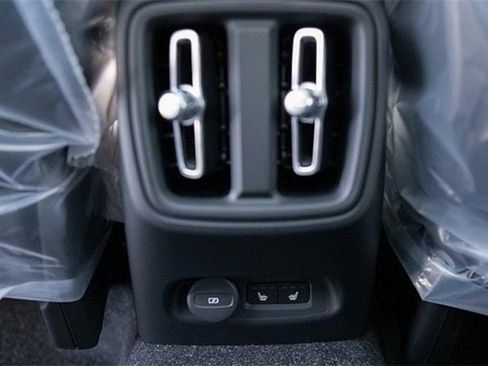 New 2024 Volvo C40 P8 Recharge Plus w/ Climate Package image 11