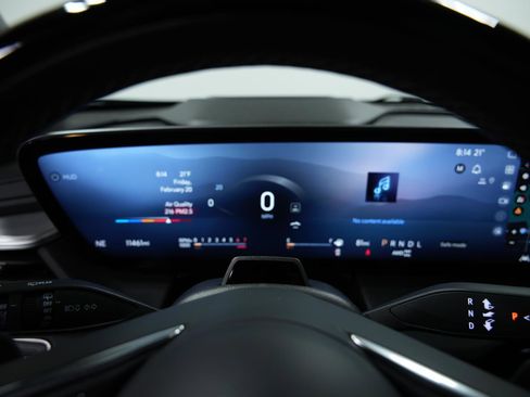 Used 2025 Buick Enclave Avenir w/ Super Cruise Package image 34