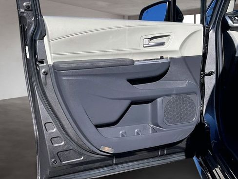 Used 2024 Toyota Sienna XLE image 20