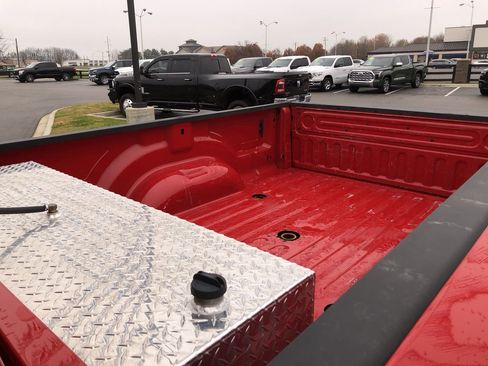 Used 2024 RAM 3500 Tradesman w/ Towing Technology Group image 9