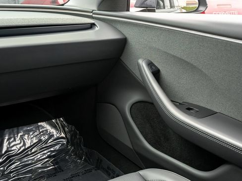 Used 2024 Tesla Model 3 RWD image 18